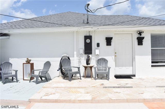 5225 23rd AVE SW, Naples, FL 34116
