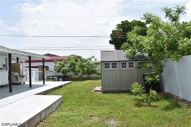 5225 23rd AVE SW, Naples, FL 34116