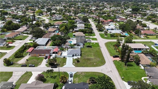 5225 23rd AVE SW, Naples, FL 34116