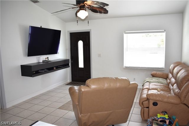 5225 23rd AVE SW, Naples, FL 34116