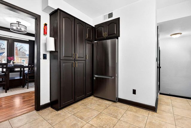 327 SARAH STREET, Kaukauna, WI 54130