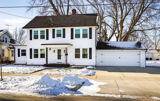 327 SARAH STREET, Kaukauna, WI 54130