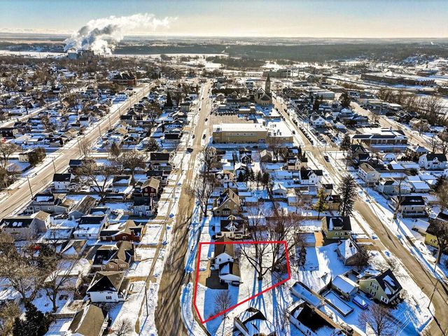 327 SARAH STREET, Kaukauna, WI 54130