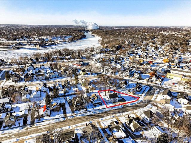 327 SARAH STREET, Kaukauna, WI 54130