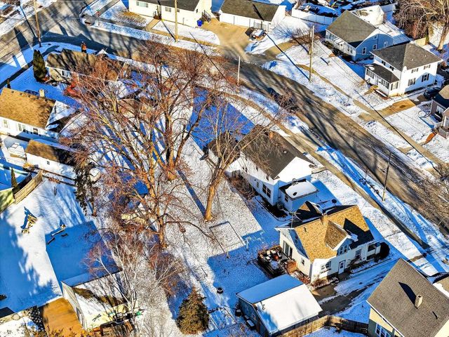 327 SARAH STREET, Kaukauna, WI 54130