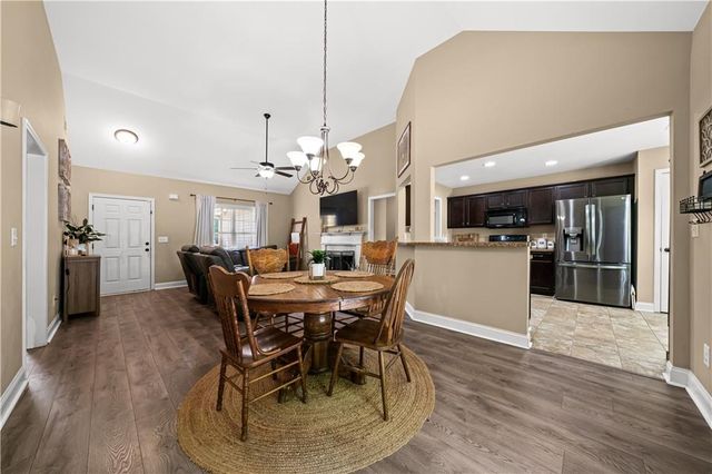 206 Jackson Farms Drive, Rockmart, GA 30153