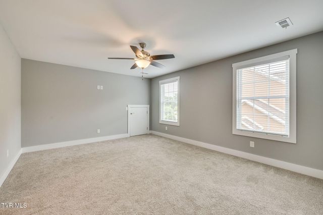 231 Riverwatch Circle, Kingsport, TN 37660