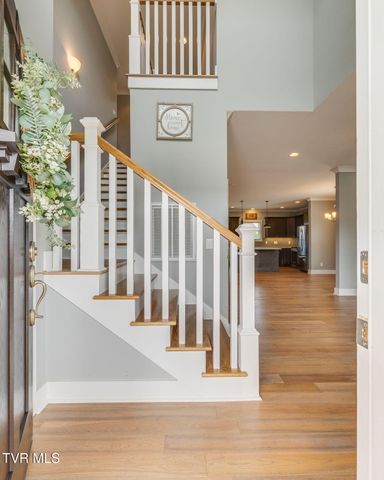 231 Riverwatch Circle, Kingsport, TN 37660