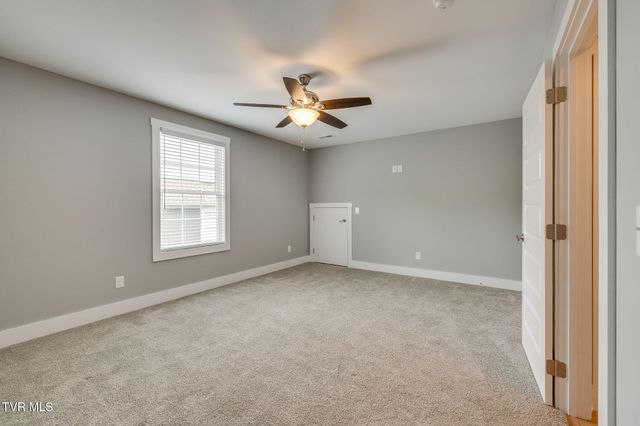 231 Riverwatch Circle, Kingsport, TN 37660