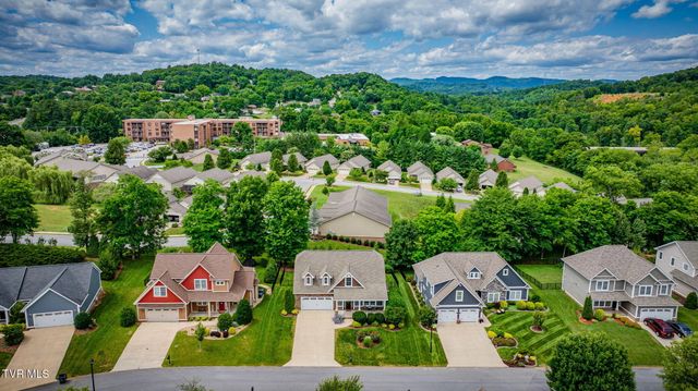 231 Riverwatch Circle, Kingsport, TN 37660