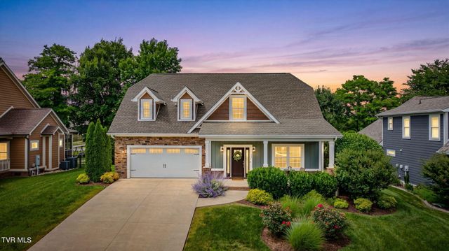 231 Riverwatch Circle, Kingsport, TN 37660