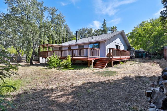 2320 Knollwood Dr, Cameron Park, CA 95682
