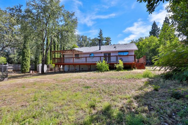 2320 Knollwood Dr, Cameron Park, CA 95682