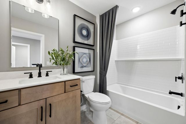 1794 Tamarack Road, Shakopee, MN 55379