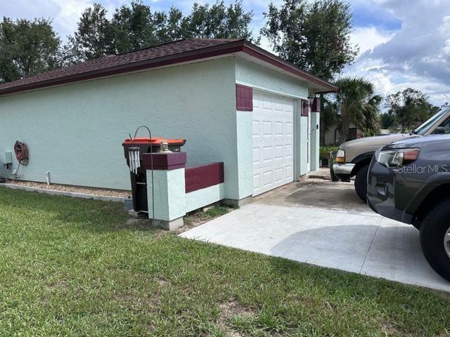 311 OAK TRACK DRIVE, Ocala, FL 34472