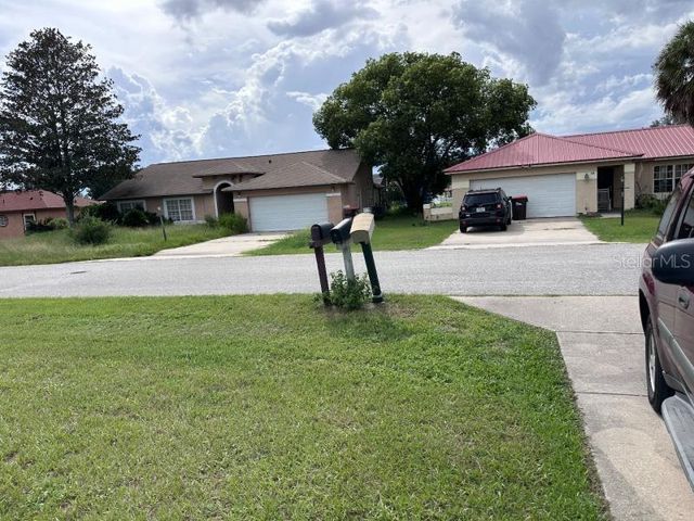 311 OAK TRACK DRIVE, Ocala, FL 34472