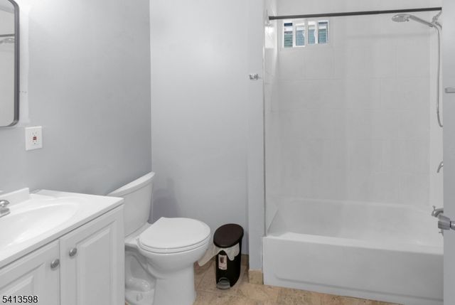 635 Madison Ave, Paterson City, NJ 07514