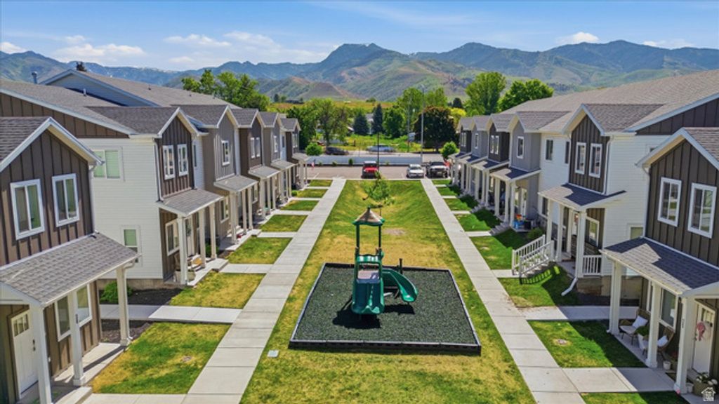 Image 15 of property listing at 21 W 440 N, Smithfield, UT 84335