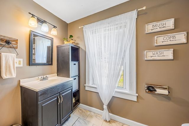 46 Worthington Rd, Huntington, MA 01050