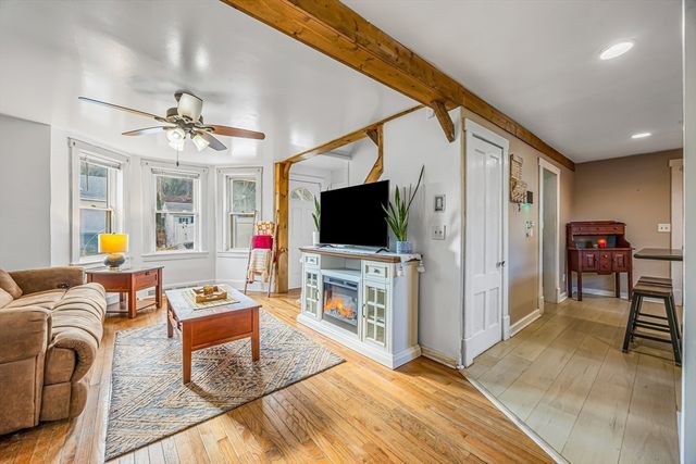 46 Worthington Rd, Huntington, MA 01050