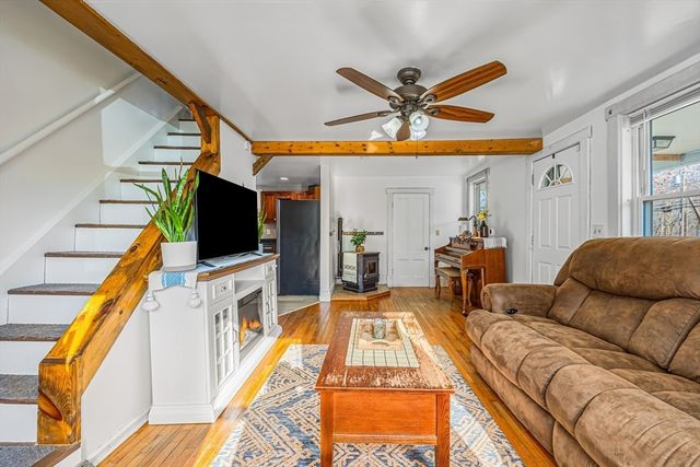 46 Worthington Rd, Huntington, MA 01050