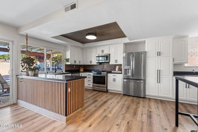 363 Larcom Street, Thousand Oaks, CA 91360