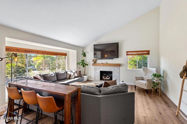 363 Larcom Street, Thousand Oaks, CA 91360