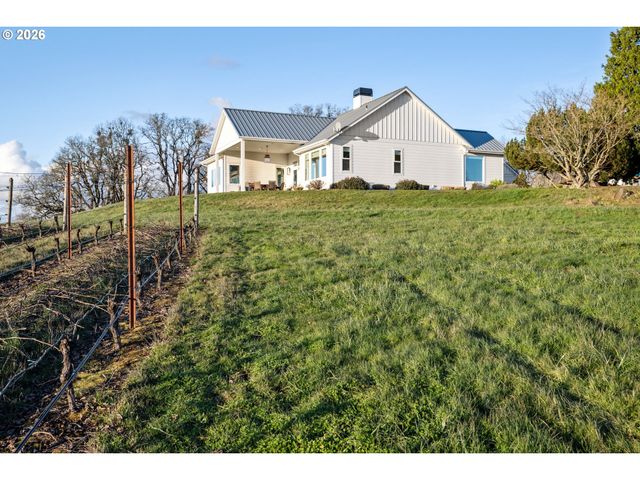 15682 Ne Yamhill Rd, Yamhill, OR 97148