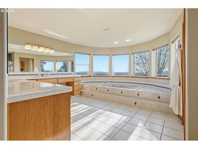 15682 Ne Yamhill Rd, Yamhill, OR 97148