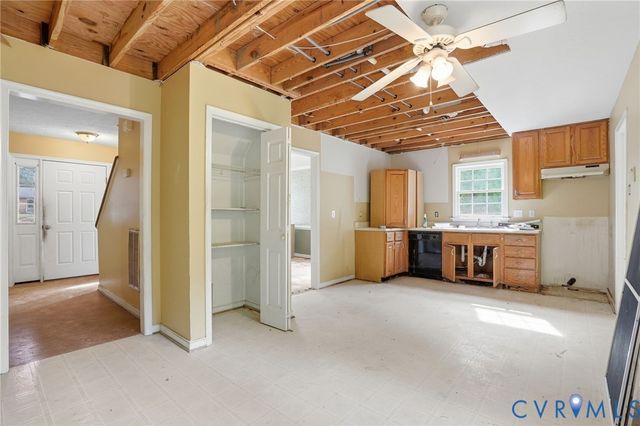 6045 Hopewell Rd, New Kent, VA 23124