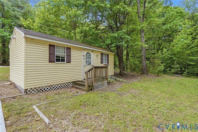 6045 Hopewell Rd, New Kent, VA 23124