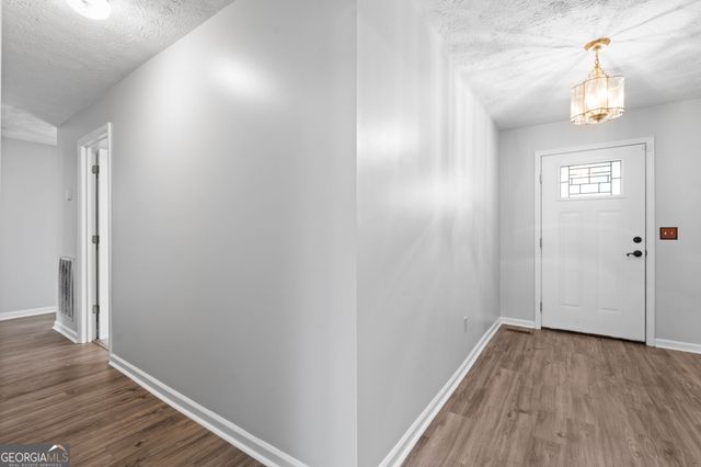 1487 Queen Anns Lane, Macon, GA 31220