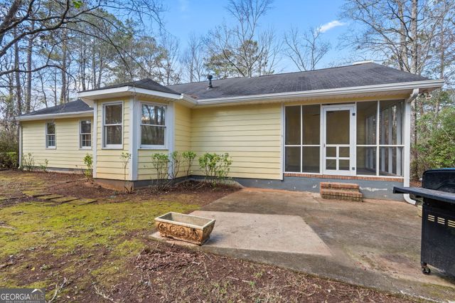 1487 Queen Anns Lane, Macon, GA 31220