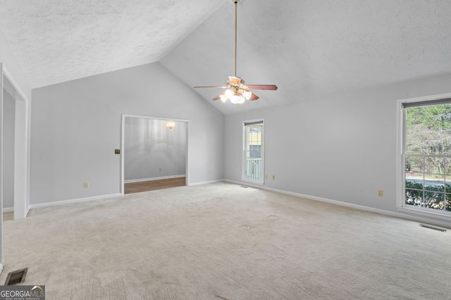 1487 Queen Anns Lane, Macon, GA 31220