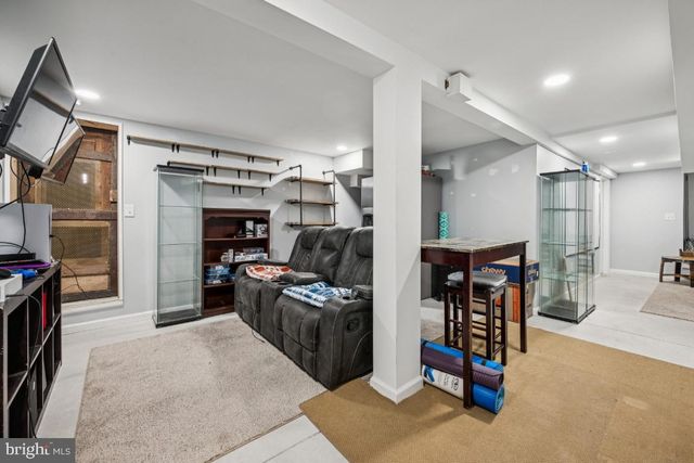 1147 OLD WHITE HORSE PIKE, Waterford Works, NJ 08089