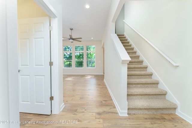 15317 Sherwood Lane, Lansing, MI 48906