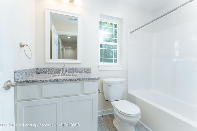 15317 Sherwood Lane, Lansing, MI 48906