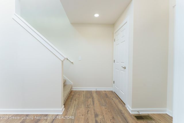 15317 Sherwood Lane, Lansing, MI 48906