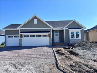 32279 W 165 Street, Gardner, KS 66030