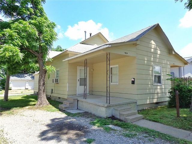 100 W Adams Street, Pittsburg, KS 66762