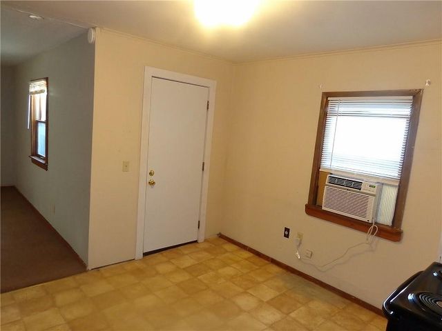 100 W Adams Street, Pittsburg, KS 66762