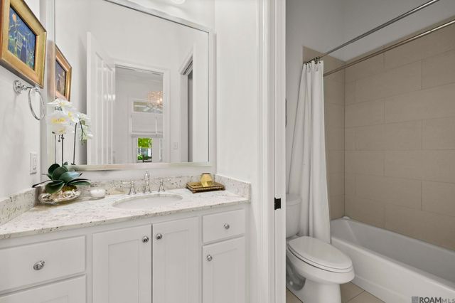 7766 Settlers Cir, Baton Rouge, LA 70810