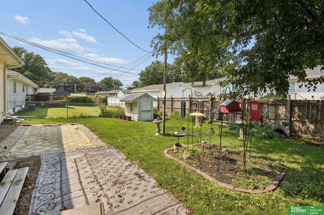 8006 Nina Street, Omaha, NE 68124