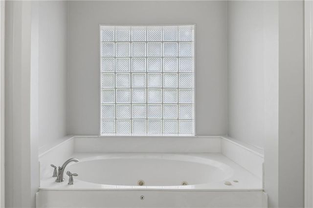 6086 Governors Walk Drive, Canton, GA 30115