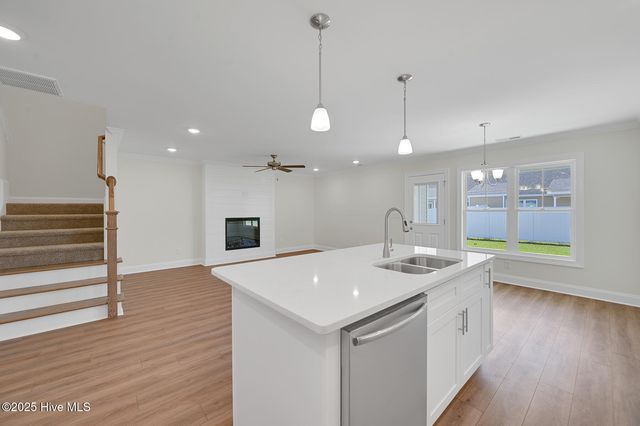 633 Abigail Taylor Drive B, Greenville, NC 27834