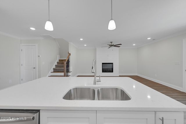 633 Abigail Taylor Drive B, Greenville, NC 27834
