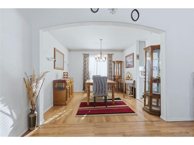 2126 S Espana St, Aurora, CO 80013