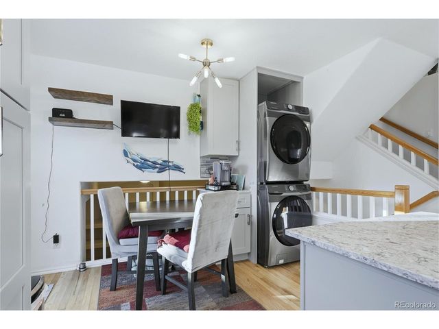 2126 S Espana St, Aurora, CO 80013