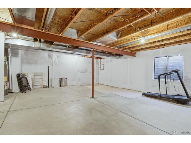 2126 S Espana St, Aurora, CO 80013