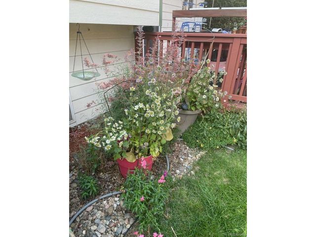 2126 S Espana St, Aurora, CO 80013